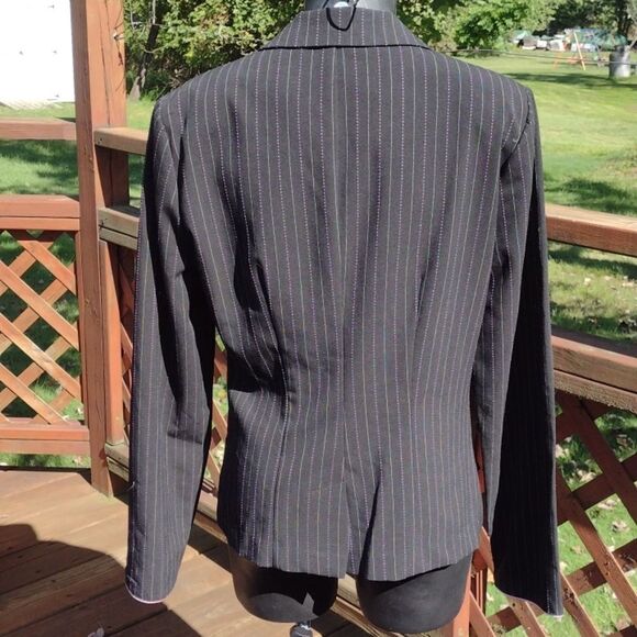 XOXO Y2K Two Piece Black Pinstripe Suit Blazer Size 9 and Wide Leg Pants Size 13 - Picture 3 of 13